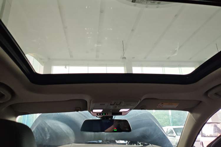 Used Buick Envision 2020 20T Two-Wheel Drive Elite Version Headliner