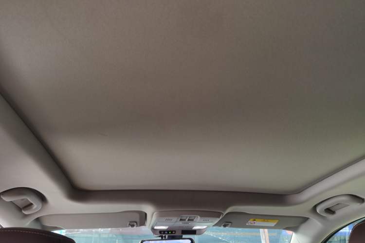 Used Buick Envision 2020 20T Two-Wheel Drive Luxury Model Headliner