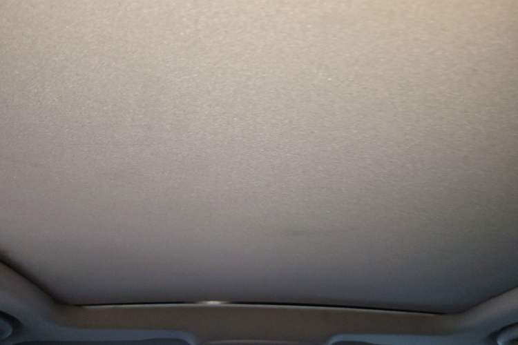 Used Buick Envision 2020 20T Two-Wheel Drive Leading Version Headliner