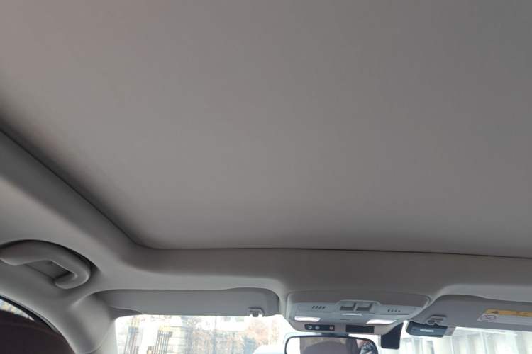 Used Buick Envision 2020 20T Two-Wheel Drive Luxury Model Headliner