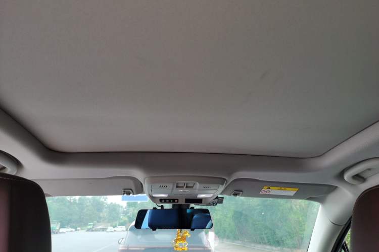 Used Buick Envision 2020 20T Two-Wheel Drive Luxury Model Headliner