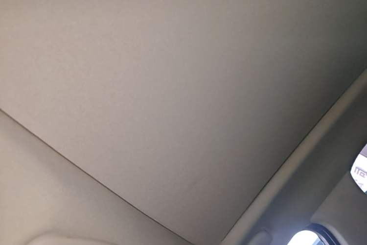 Used Buick Envision 2020 28T Four-Wheel Drive Elite Version Headliner