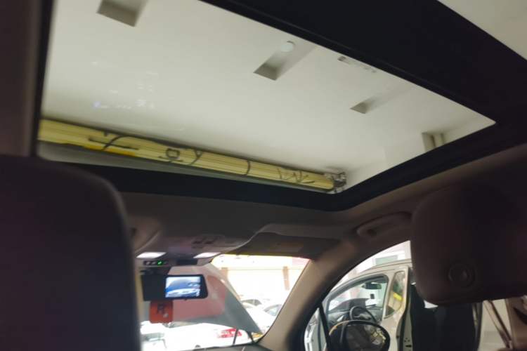 Used Buick Envision 2020 28T Four-Wheel Drive Millionth Anniversary Edition Headliner