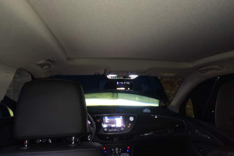 Used Buick Envision 2020 20T Two-Wheel Drive Leading Version Headliner