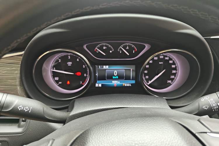 Used Buick Envision 2020 20T Two-Wheel Drive Elite Version Instrument Cluster