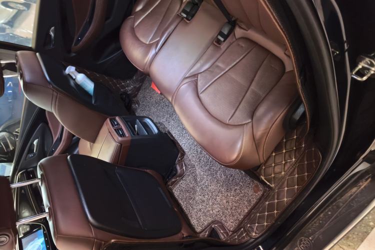 Used Buick Envision 2020 20T Two-Wheel Drive Luxury Model Interior 3