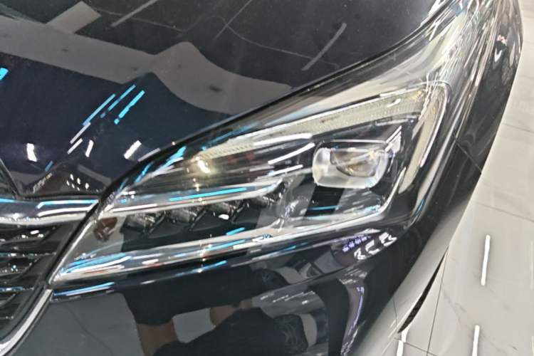 Used Buick Envision 2020 28T Four-Wheel Drive Elite Version Left Front Headlight
