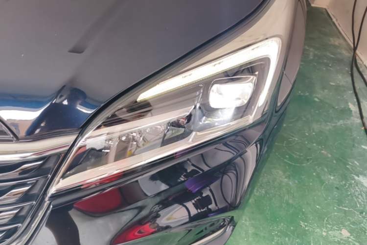 Used Buick Envision 2020 28T Four-Wheel Drive Millionth Anniversary Edition Left Front Headlight