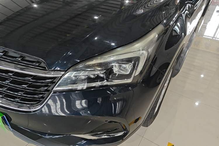 Used Buick Envision 2020 20T Two-Wheel Drive Leading Version Left Front Headlight