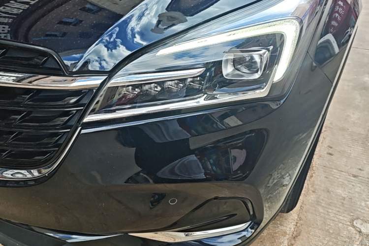 Used Buick Envision 2020 20T Two-Wheel Drive Luxury Model Left Front Headlight