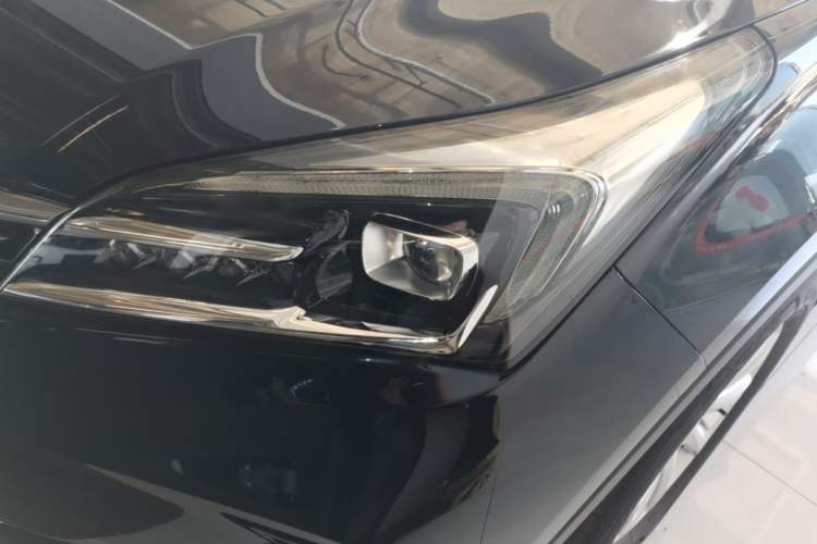 Used Buick Envision 2020 20T Two-Wheel Drive Elite Version Left Front Headlight