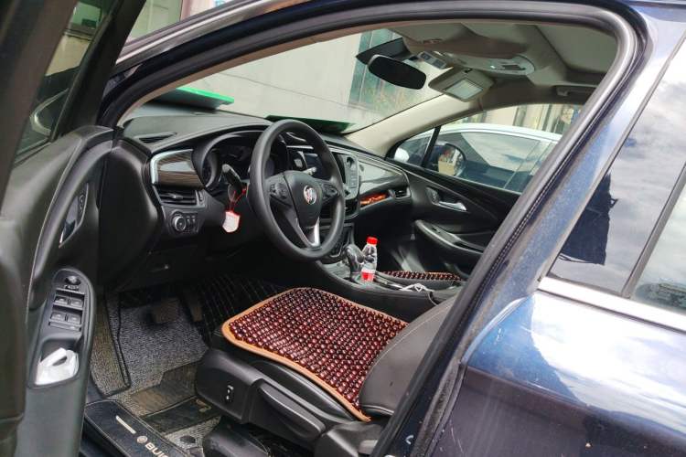 Used Buick Envision 2020 20T Two-Wheel Drive Leading Version Left Front Seat