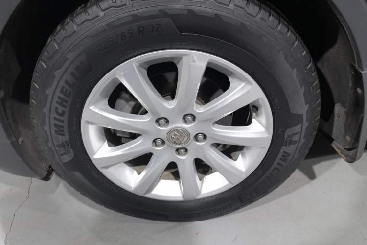 Used Buick Envision 2020 20T Two-Wheel Drive Elite Version Left Front Wheel Hub