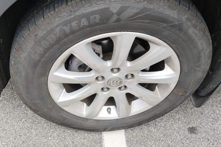 Used Buick Envision 2020 20T Two-Wheel Drive Elite Version Left Front Wheel Hub