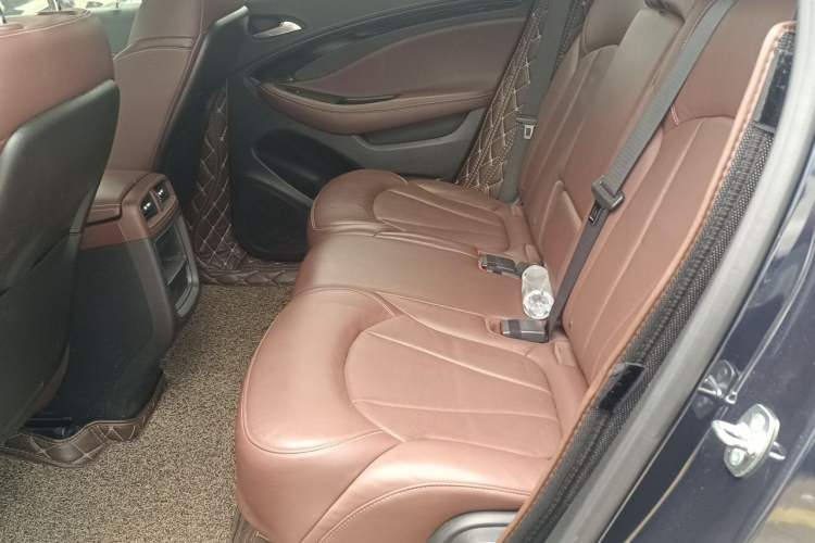 Used Buick Envision 2020 20T Two-Wheel Drive Luxury Model Left Rear Seat