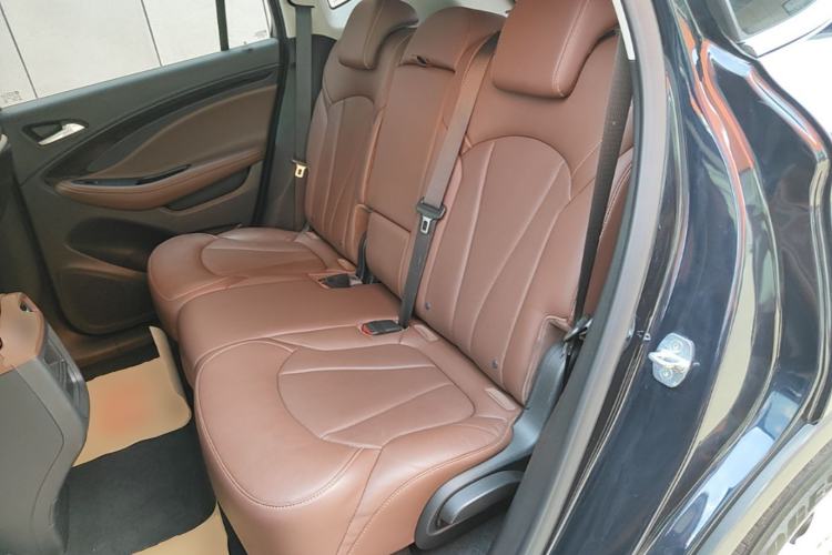 Used Buick Envision 2020 20T Two-Wheel Drive Luxury Model Left Rear Seat