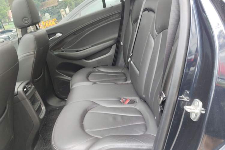 Used Buick Envision 2020 20T Two-Wheel Drive Elite Version Left Rear Seat