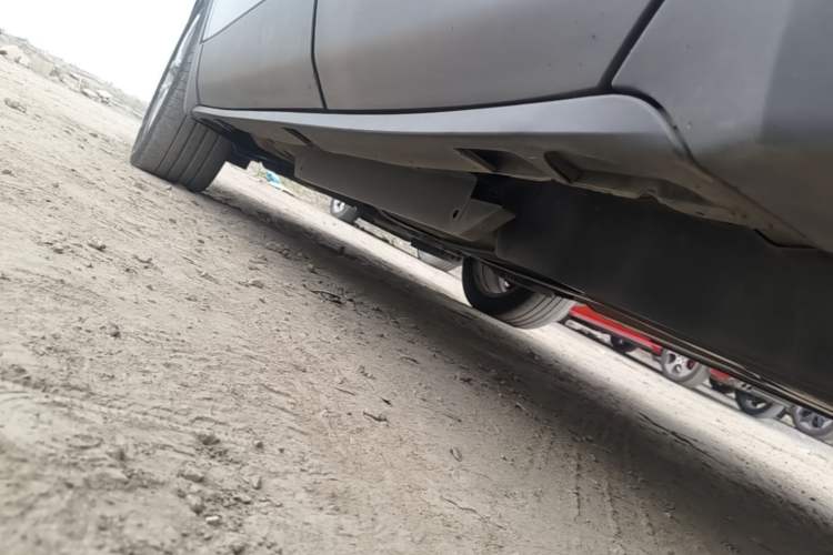 Used Buick Envision 2020 28T All-Wheel-Drive Versatile Sport Flagship Edition Left Side Sill