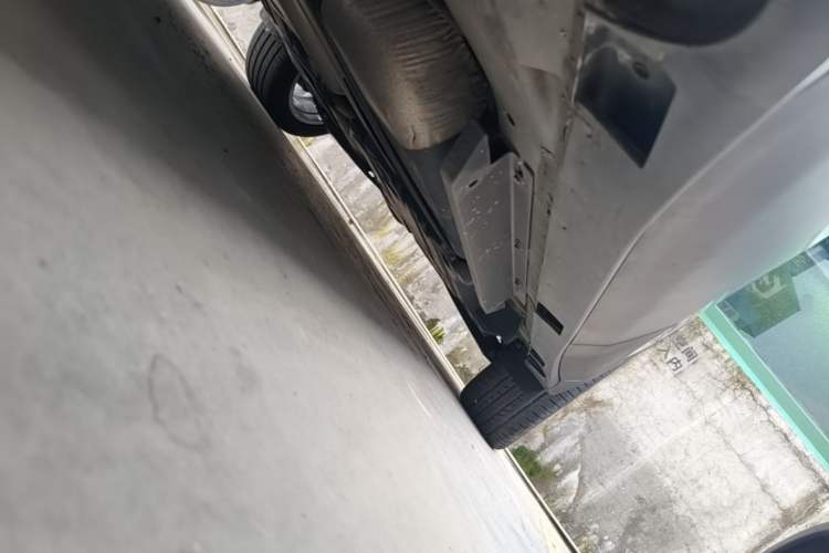 Used Buick Envision 2020 28T Four-Wheel Drive Elite Version Left Side Sill