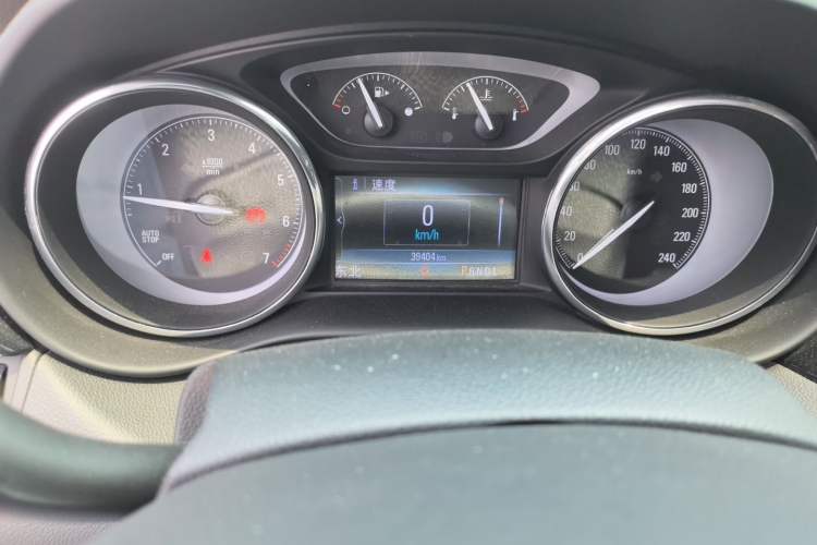 Used Buick Envision 2020 28T Four-Wheel Drive Elite Version Odometer Close Up