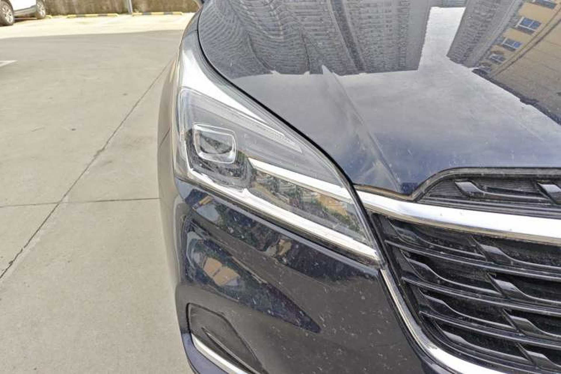 Used Buick Envision 2020 20T Two-Wheel Drive Elite Version Right Front Headlight
