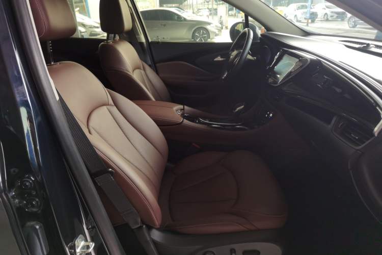 Used Buick Envision 2020 20T Two-Wheel Drive Luxury Model Right Front Seat