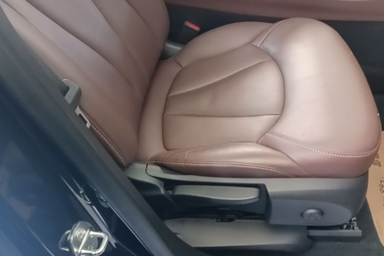 Used Buick Envision 2020 28T Four-Wheel Drive Elite Version Right Front Seat
