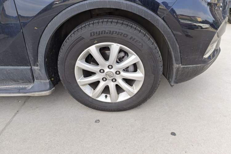 Used Buick Envision 2020 20T Two-Wheel Drive Elite Version Right Front Wheel Hub
