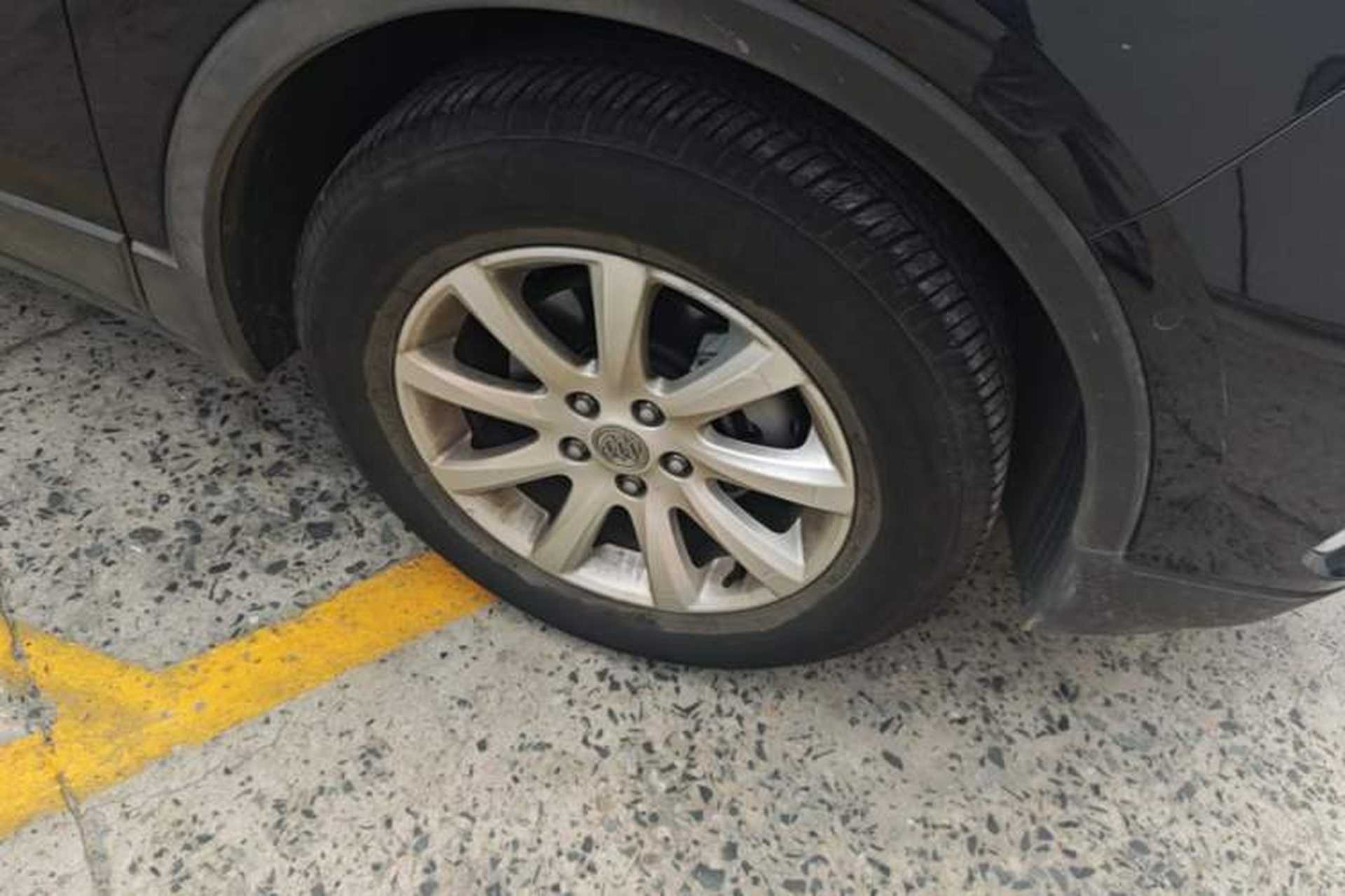 Used Buick Envision 2020 20T Two-Wheel Drive Luxury Model Right Front Wheel Hub
