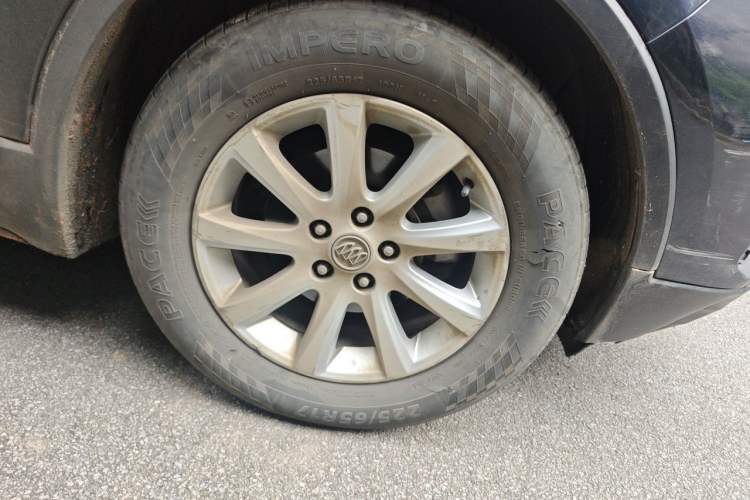 Used Buick Envision 2020 20T Two-Wheel Drive Leading Version Right Front Wheel Hub