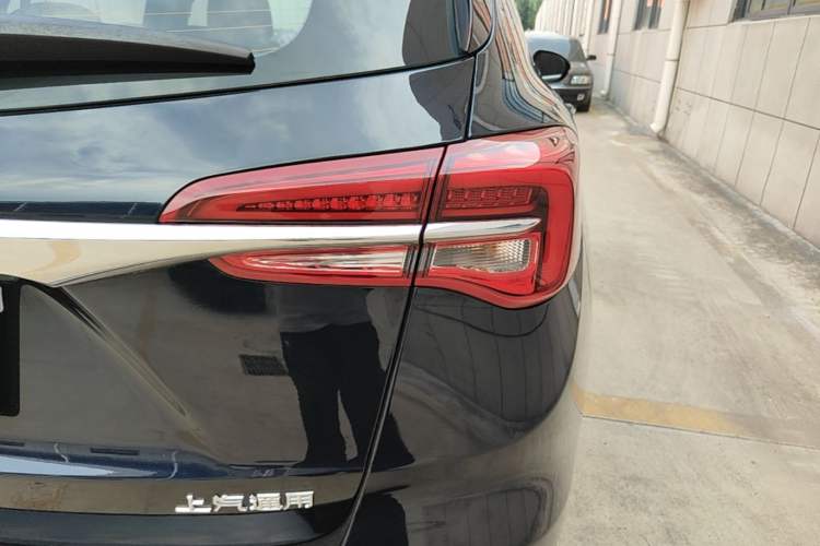 Used Buick Envision 2020 20T Two-Wheel Drive Luxury Model Right Rear Taillight