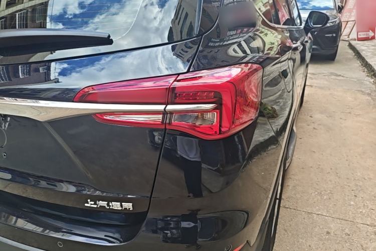 Used Buick Envision 2020 20T Two-Wheel Drive Luxury Model Right Rear Taillight