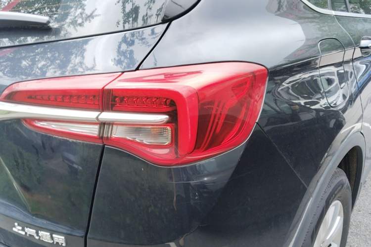 Used Buick Envision 2020 20T Two-Wheel Drive Elite Version Right Rear Taillight