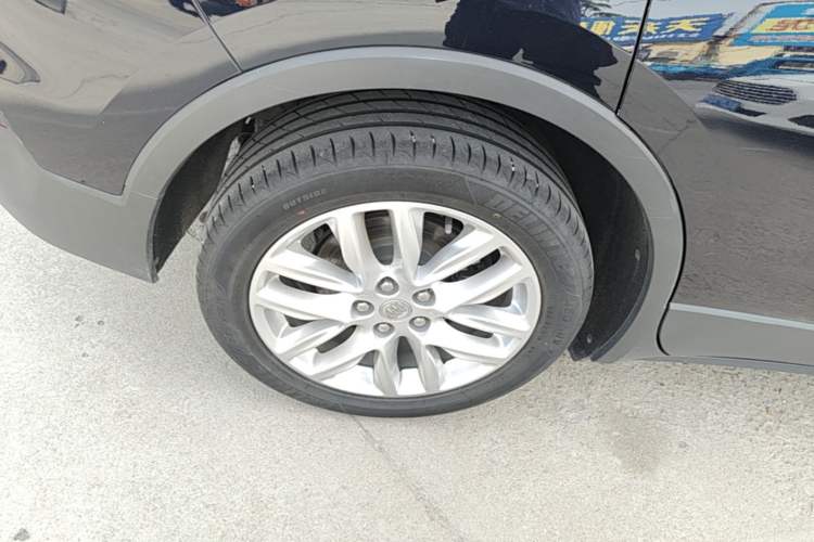 Used Buick Envision 2020 28T Four-Wheel Drive Elite Version Right Rear Wheel Hub