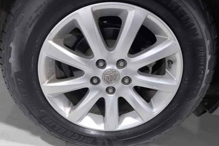 Used Buick Envision 2020 20T Two-Wheel Drive Elite Version Right Rear Wheel Hub