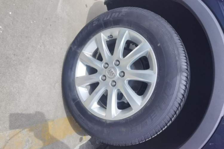 Used Buick Envision 2020 20T Two-Wheel Drive Elite Version Right Rear Wheel Hub