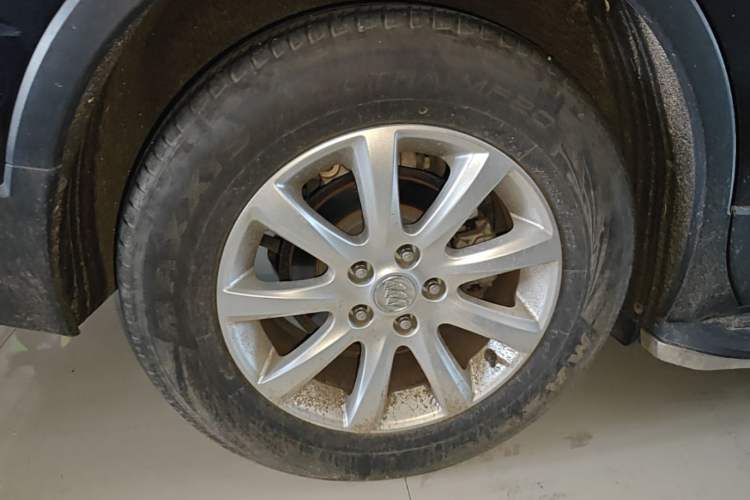 Used Buick Envision 2020 20T Two-Wheel Drive Leading Version Right Rear Wheel Hub