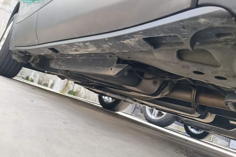 Used Buick Envision 2020 28T Four-Wheel Drive Elite Version Right Side Sill