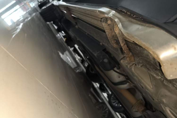 Used Buick Envision 2020 20T Two-Wheel Drive Leading Version Right Side Sill