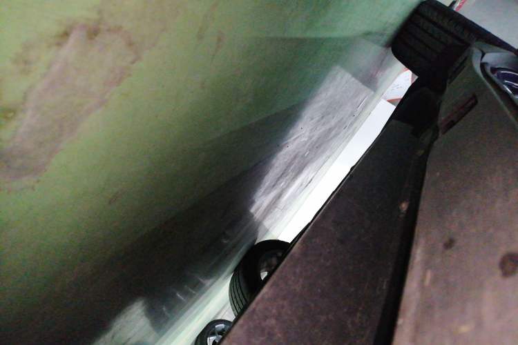 Used Buick Envision 2020 28T Four-Wheel Drive Elite Version Right Side Sill