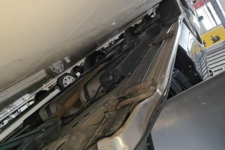 Used Buick Envision 2020 20T Two-Wheel Drive Leading Version Right Side Sill