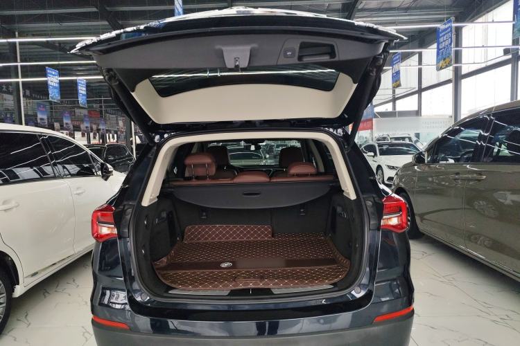 Used Buick Envision 2020 28T Four-Wheel Drive Elite Version Trunk