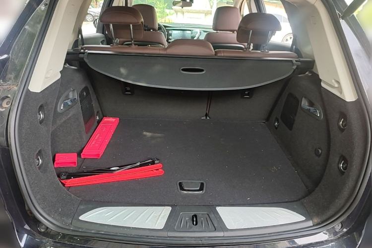 Used Buick Envision 2020 20T Two-Wheel Drive Luxury Model Trunk