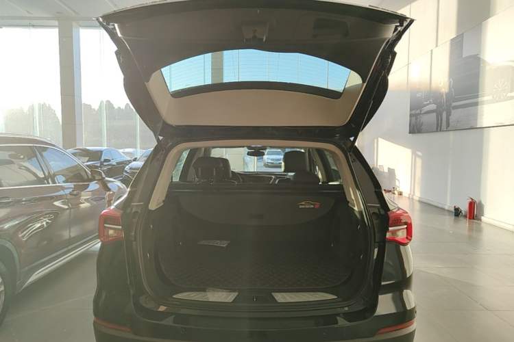 Used Buick Envision 2020 20T Two-Wheel Drive Leading Version Trunk