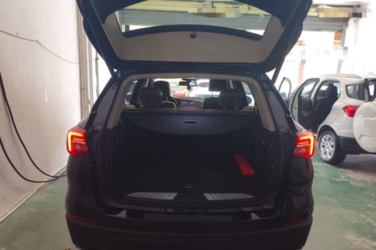 Used Buick Envision 2020 28T Four-Wheel Drive Millionth Anniversary Edition Trunk
