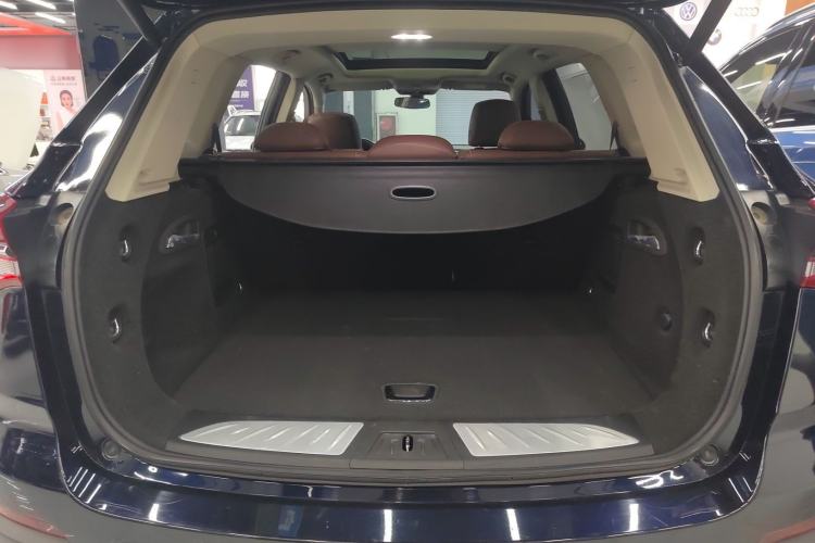 Used Buick Envision 2020 28T Four-Wheel Drive Elite Version Trunk