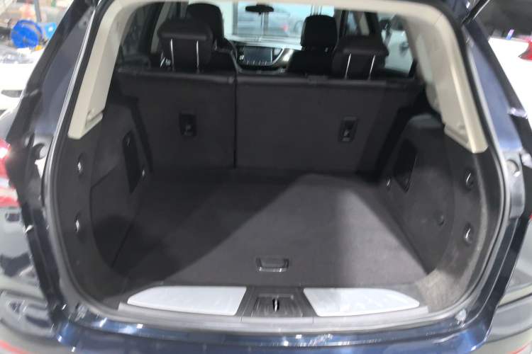 Used Buick Envision 2020 20T Two-Wheel Drive Elite Version Trunk