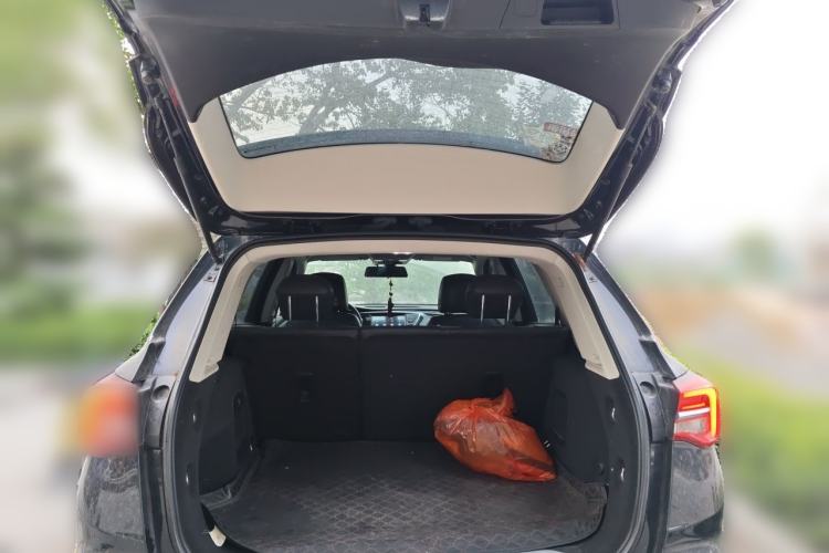 Used Buick Envision 2020 20T Two-Wheel Drive Elite Version Trunk