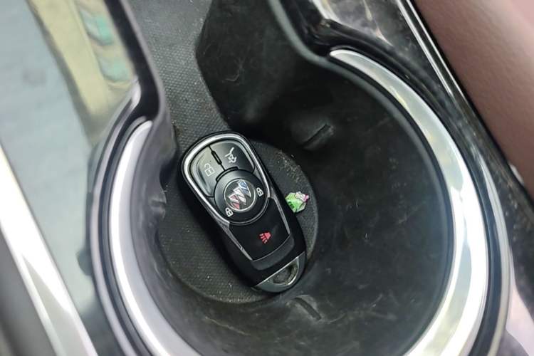 Used Buick Envision 2020 20T Two-Wheel Drive Luxury Model Vehicle Key