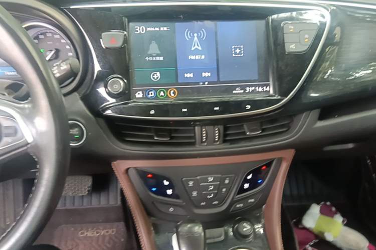 Used Buick Envision 2020 20T Two-Wheel Drive Luxury Model Audio And AC Panel